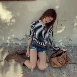 Lolabllue OnlyFans Leaked Free Thumbnail Picture - #4TVUadlbk0