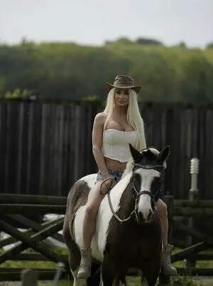 Lolachristina OnlyFans Leaked Free Thumbnail Picture - #PiGFIm5uJ5
