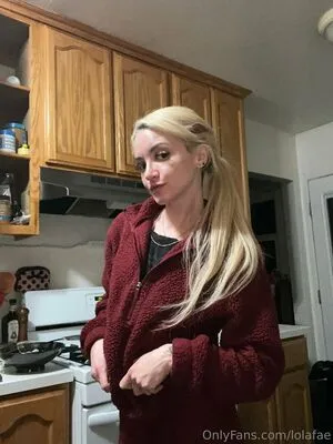 Lolafae OnlyFans Leaked Free Thumbnail Picture - #8ROYovlvUH