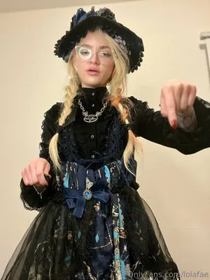 Lolafae OnlyFans Leaked Free Thumbnail Picture - #8a5mA2238d