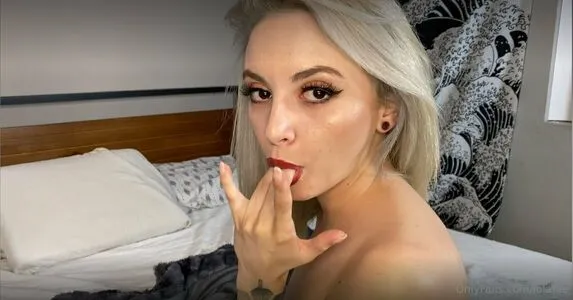 Lolafae OnlyFans Leaked Free Thumbnail Picture - #EJaWweVGi0