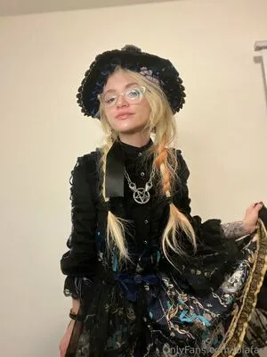 Lolafae OnlyFans Leaked Free Thumbnail Picture - #vje642yGYl