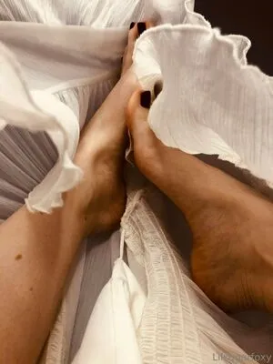 Lolafootx OnlyFans Leaked Free Thumbnail Picture - #PHNg1UD9l3