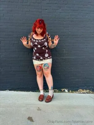 lolahleclaire OnlyFans Leaked Free Thumbnail Picture - #4MXhlYNinZ