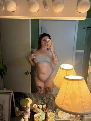 lolahleclaire OnlyFans Leaked Free Thumbnail Picture - #4X0CpXLjZV
