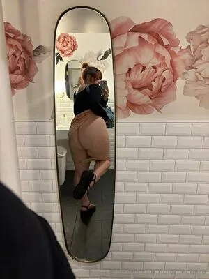 lolahleclaire OnlyFans Leaked Free Thumbnail Picture - #IpbOBtjPp5