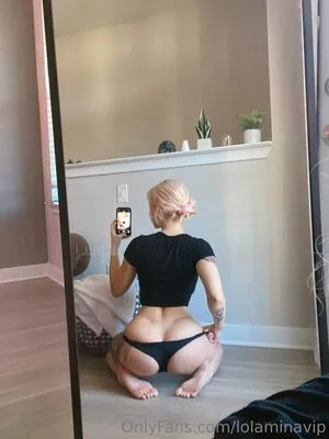 Lolaknivesxz OnlyFans Leaked Free Thumbnail Picture - #hcBrz6bmEI