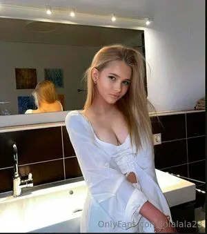 Lolalala23 OnlyFans Leaked Free Thumbnail Picture - #vi27O11GOe