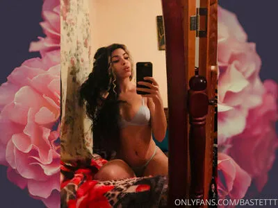 Lolaqueencobra OnlyFans Leaked Free Thumbnail Picture - #xvDOmkGXHk