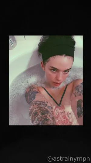 Lolaslands OnlyFans Leaked Free Thumbnail Picture - #4PlPamt2ll