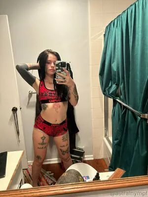 Lolaslands OnlyFans Leaked Free Thumbnail Picture - #OICUHNK5So
