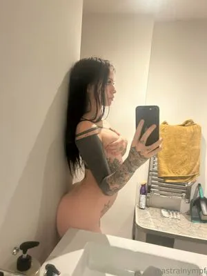 Lolaslands OnlyFans Leaked Free Thumbnail Picture - #o9A9LfNO97
