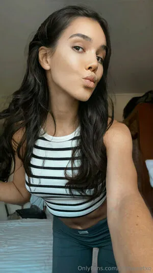 Lolasweetxo OnlyFans Leaked Free Thumbnail Picture - #6vqKRMlHoA