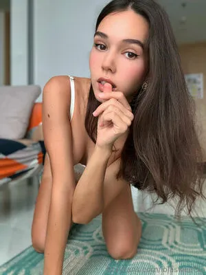 Lolasweetxo OnlyFans Leaked Free Thumbnail Picture - #CRGvnof5b4