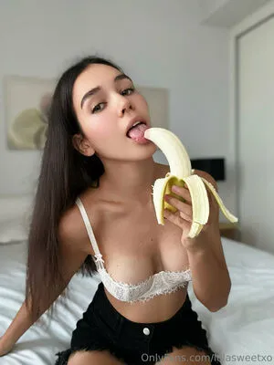 Lolasweetxo OnlyFans Leaked Free Thumbnail Picture - #EfQs5alQga