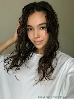 Lolasweetxo OnlyFans Leaked Free Thumbnail Picture - #iXnIUsY90Y