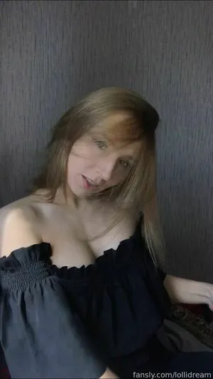 Lolli Dream OnlyFans Leaked Free Thumbnail Picture - #3SulQ8O5Hz