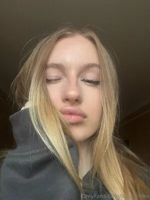 Lolly Kinks OnlyFans Leaked Free Thumbnail Picture - #d4UedLcsqL