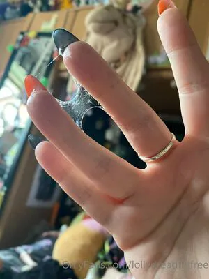 Lollydreadfulfree OnlyFans Leaked Free Thumbnail Picture - #y5S2Yus8X5
