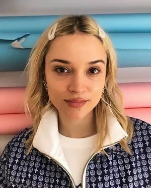 Lolo Zouai OnlyFans Leaked Free Thumbnail Picture - #PP6pNGSCLS