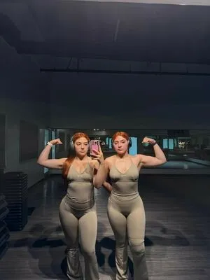 Lonatwins OnlyFans Leaked Free Thumbnail Picture - #NqmVm9u8is