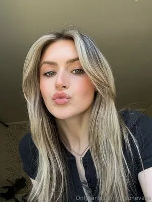 Londonevans OnlyFans Leaked Free Thumbnail Picture - #Hkf3tPx8Ps