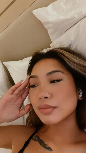 Londonhoney21 OnlyFans Leaked Free Thumbnail Picture - #GayV9E9E0r