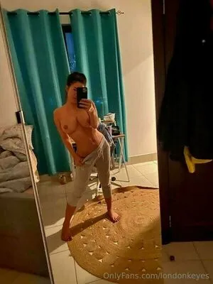 Londonkeyes OnlyFans Leaked Free Thumbnail Picture - #4scqUwwY8X