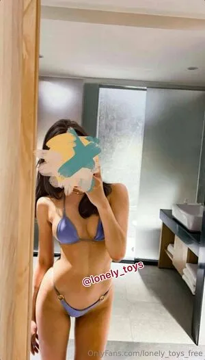 Lonely Toys Free OnlyFans Leaked Free Thumbnail Picture - #ftjRGHYod0