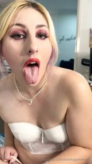 Lonelygamergal OnlyFans Leaked Free Thumbnail Picture - #Rqa98vdFzo