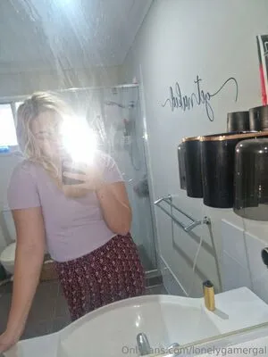 Lonelygamergal OnlyFans Leaked Free Thumbnail Picture - #URf1oF8YJq