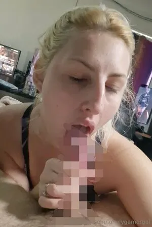 Lonelygamergal OnlyFans Leaked Free Thumbnail Picture - #u9DY8V8IPy