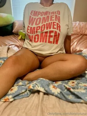 Lonelyluna OnlyFans Leaked Free Thumbnail Picture - #C3DHC01jg6