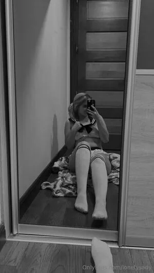Lonelysady OnlyFans Leaked Free Thumbnail Picture - #4jfrnonX08