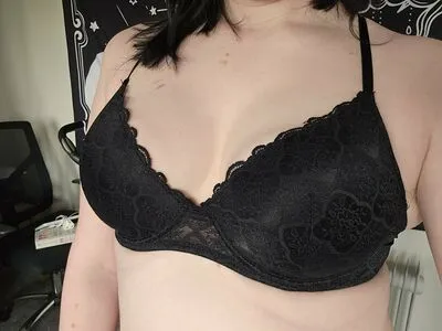 Lonelytiefling OnlyFans Leaked Free Thumbnail Picture - #1MASwoNC75