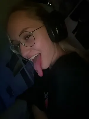 Long Tongue Fetish OnlyFans Leaked Free Thumbnail Picture - #1FX5wHDv9R