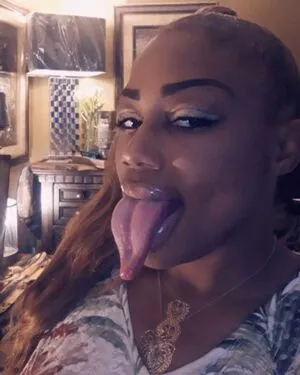 Long Tongue Fetish OnlyFans Leaked Free Thumbnail Picture - #1nYGr3rIFs