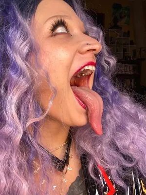 Long Tongue Fetish OnlyFans Leaked Free Thumbnail Picture - #58IP862mFB