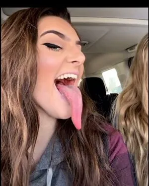 Long Tongue Fetish OnlyFans Leaked Free Thumbnail Picture - #6JdTkwKITV
