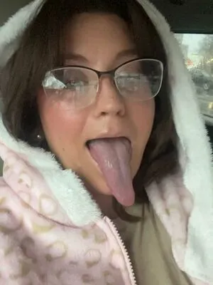 Long Tongue Fetish OnlyFans Leaked Free Thumbnail Picture - #AYoX7Njam7