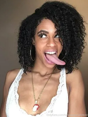 Long Tongue Fetish OnlyFans Leaked Free Thumbnail Picture - #AdutsEPpgl
