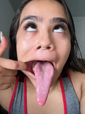 Long Tongue Fetish OnlyFans Leaked Free Thumbnail Picture - #EZ3d01BBsE