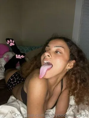 Long Tongue Fetish OnlyFans Leaked Free Thumbnail Picture - #EjWzPWF1U6