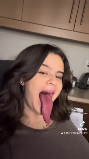 Long Tongue Fetish OnlyFans Leaked Free Thumbnail Picture - #FVEOfFLnKX