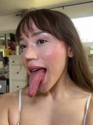 Long Tongue Fetish OnlyFans Leaked Free Thumbnail Picture - #GSKfU9b9sX