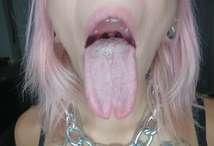 Long Tongue Fetish OnlyFans Leaked Free Thumbnail Picture - #HWKWIo452U