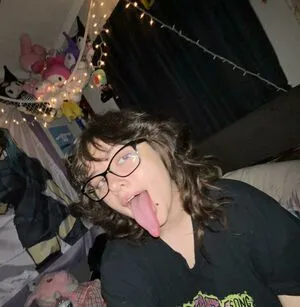 Long Tongue Fetish OnlyFans Leaked Free Thumbnail Picture - #JFTWSIckyJ