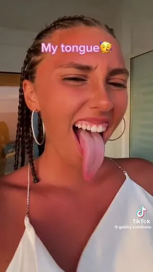 Long Tongue Fetish OnlyFans Leaked Free Thumbnail Picture - #LQva5wmtRB