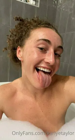 Long Tongue Fetish OnlyFans Leaked Free Thumbnail Picture - #LzADEerneY