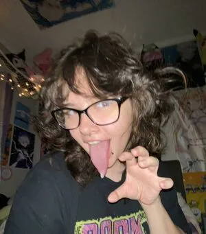 Long Tongue Fetish OnlyFans Leaked Free Thumbnail Picture - #N1mt6je4nj